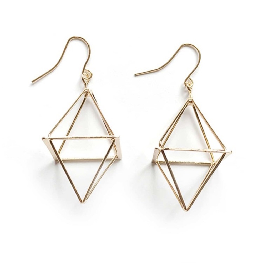 Gold hallow 3D geometric diamond drop earrings - Picture 4 of 5